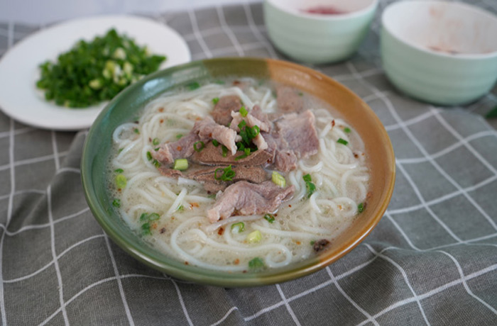 和静原味汤粉王培训